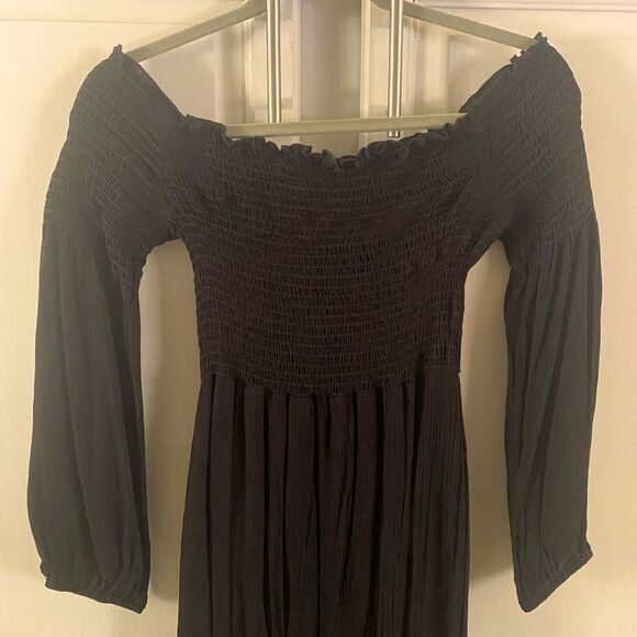 Xirena Arly Woven off shoulder black rayon dress - Picture 3 of 10